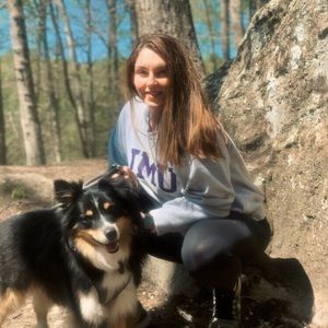 Meet your Posher, Emilee